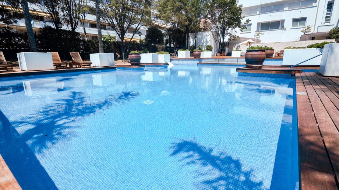 Suites Del Mar Fenals Hotel
