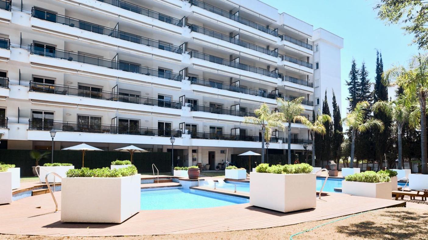 Suites Del Mar Fenals Hotel 4*