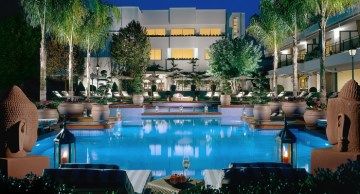 Suites Del Mar Fenals 4*