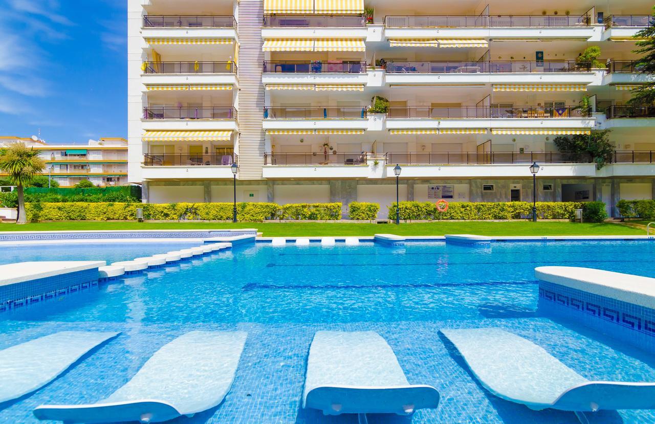 Suites Del Mar Fenals 4*